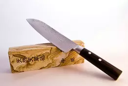 Couteaux et autres ustensiles de cuisine japonaise